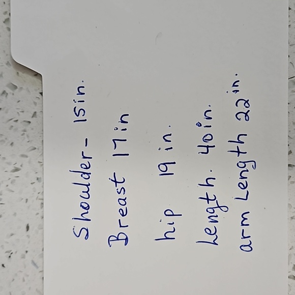 Dress with sequins and pearls - Picture 11 of 13